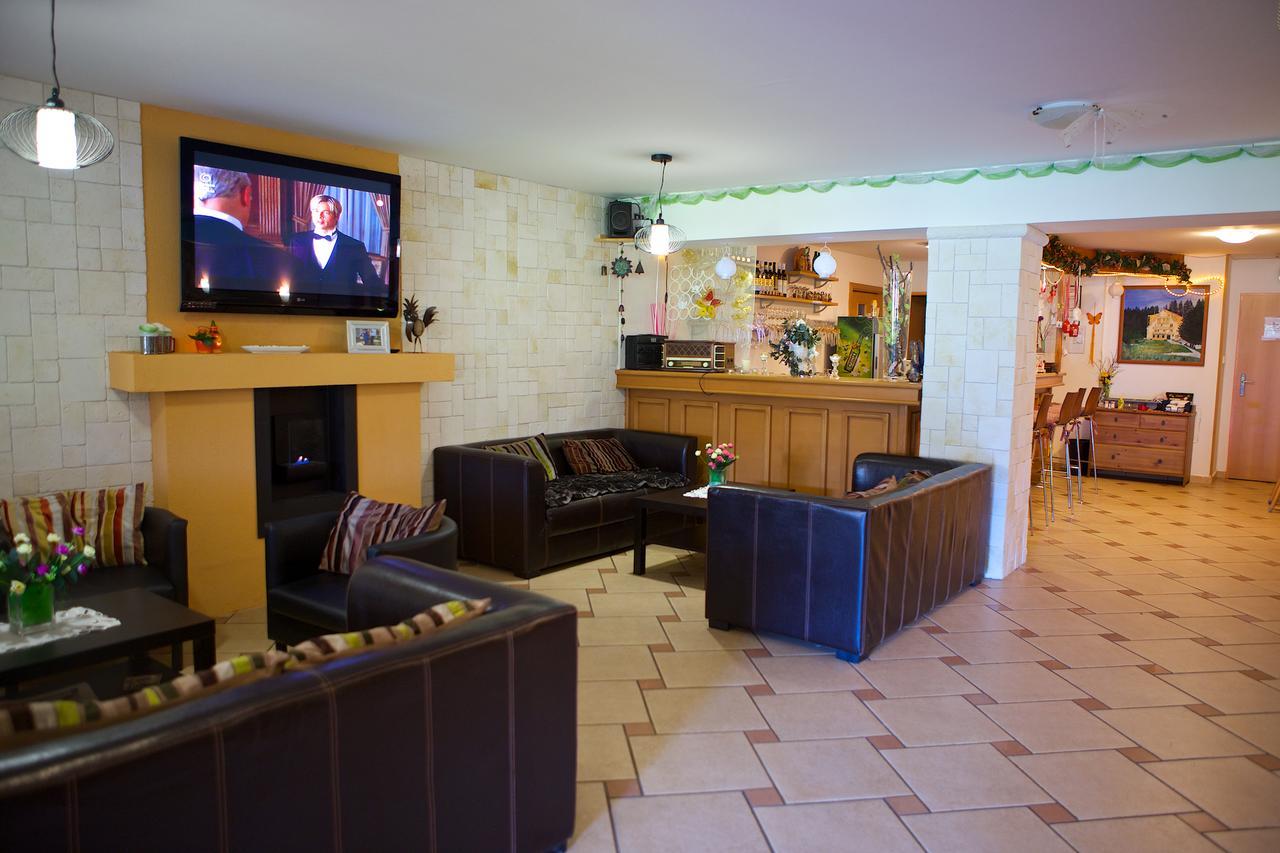 Ski Apartmany Spiezovec Donovaly Exterior photo